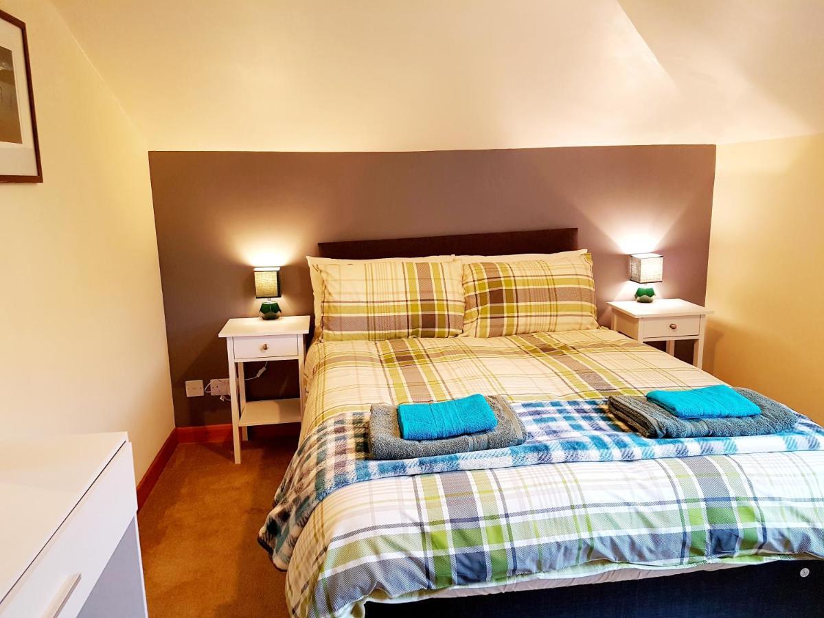 Stylish 2 Bedroom - 2 Miles Inverness City Centre 외부 사진
