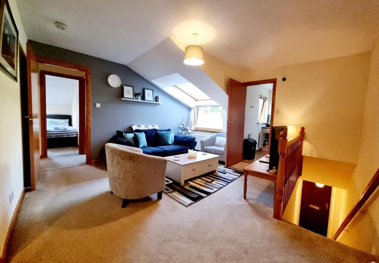 Stylish 2 Bedroom - 2 Miles Inverness City Centre 외부 사진